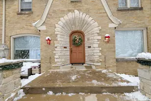 4111 N Woodburn St, Shorewood, WI 53211 - Photo 3