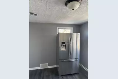 1802 W Keefe Ave #A, Milwaukee, WI 53206 - Photo 5