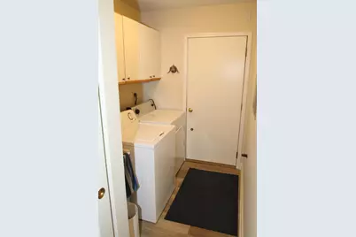 500 W Bender Rd #46, Glendale, WI 53217 - Photo 17