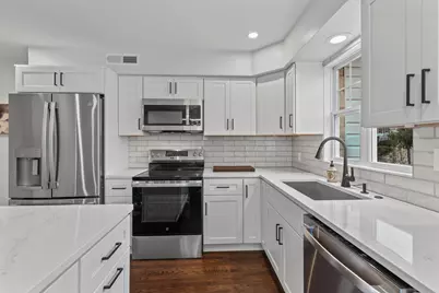 102 W Calumet Rd, Fox Point, WI 53217 - Photo 15