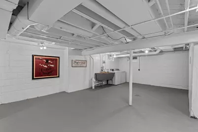 102 W Calumet Rd, Fox Point, WI 53217 - Photo 25