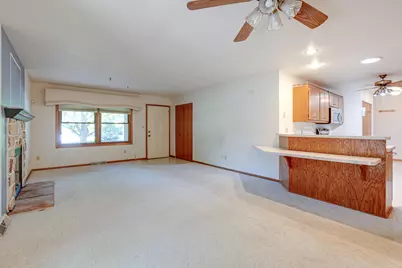 3810  Wyoming Way #2, Racine, WI 53404 - Photo 9