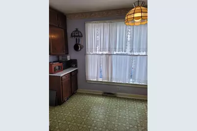 608 E Washington St, Delavan, WI 53115 - Photo 11