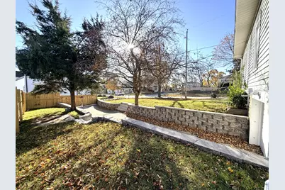 1103  Arcadian Ave, Waukesha, WI 53186 - Photo 65