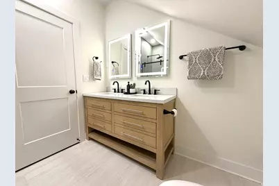 1103  Arcadian Ave, Waukesha, WI 53186 - Photo 39