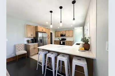 1103  Arcadian Ave, Waukesha, WI 53186 - Photo 7