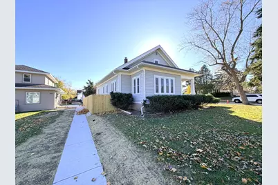 1103  Arcadian Ave, Waukesha, WI 53186 - Photo 5