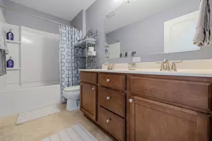 N42W22833 Beacon Ct, Pewaukee, WI 53072 - Photo 23