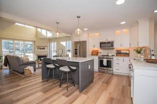 1110 Harbor Ave, West Bend, WI 53095 - Photo 5