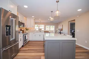 1110 Harbor Ave, West Bend, WI 53095 - Photo 7