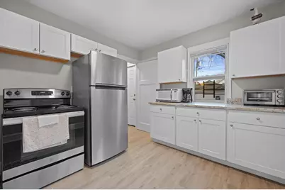 4650 N 38th St, Milwaukee, WI 53209 - Photo 7