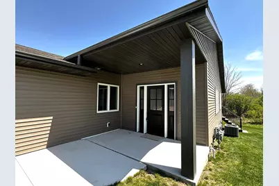 116  Sunrise Ct, Cedar Grove, WI 53013 - Photo 35