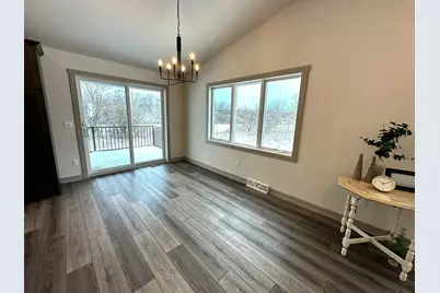 116  Sunrise Ct, Cedar Grove, WI 53013 - Photo 9