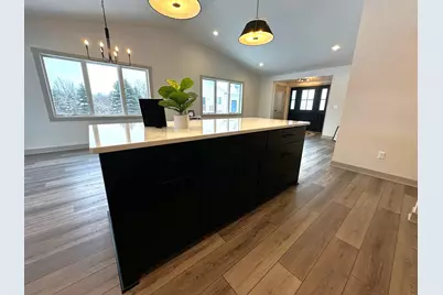 116  Sunrise Ct, Cedar Grove, WI 53013 - Photo 5