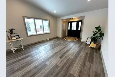 116  Sunrise Ct, Cedar Grove, WI 53013 - Photo 11