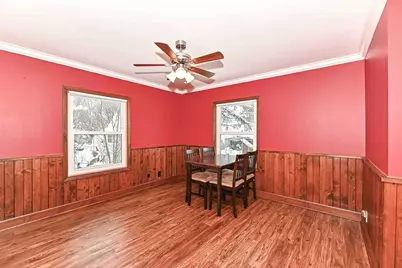 925 E Wisconsin St, Delavan, WI 53115 - Photo 9