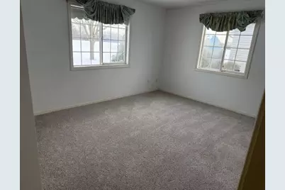 1901  27th Ave #6, Kenosha, WI 53140 - Photo 9