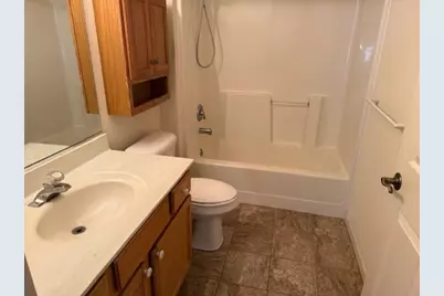 1901  27th Ave #6, Kenosha, WI 53140 - Photo 7