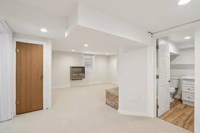 3228 S 15th St, Milwaukee, WI 53215 - Photo 27