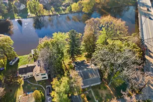 12763 N East Shoreland Dr, Mequon, WI 53092 - Photo 59