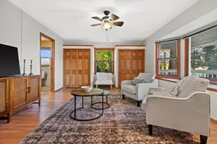 12763 N East Shoreland Dr, Mequon, WI 53092 - Photo 27