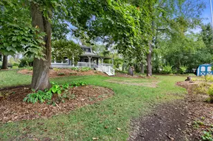 12763 N East Shoreland Dr, Mequon, WI 53092 - Photo 49