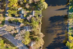 12763 N East Shoreland Dr, Mequon, WI 53092 - Photo 57