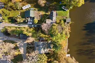 12763 N East Shoreland Dr, Mequon, WI 53092 - Photo 51