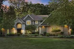 11810 25th Ct, Pleasant Prairie, WI 53158 - Photo 3