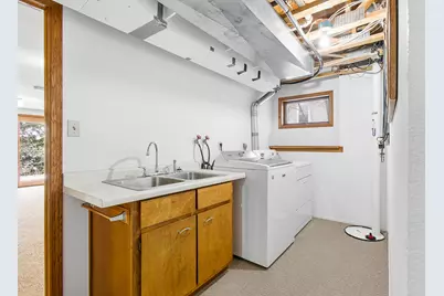 404  Grove St, Lake Mills, WI 53551 - Photo 35