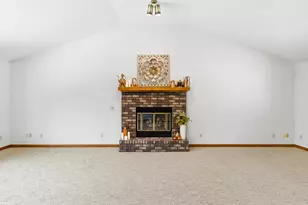 404 Grove St, Lake Mills, WI 53551 - Photo 9