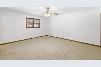 404  Grove St, Lake Mills, WI 53551 - Photo 21