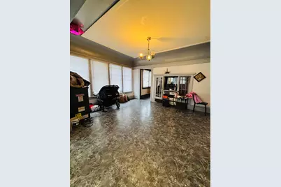 2873 N 37th St, Milwaukee, WI 53210 - Photo 11