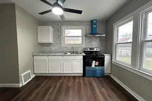 4462 N 27th St, Milwaukee, WI 53209 - Photo 11