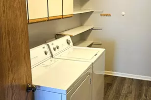 4887 Easy St, Delafield, WI 53029 - Photo 15