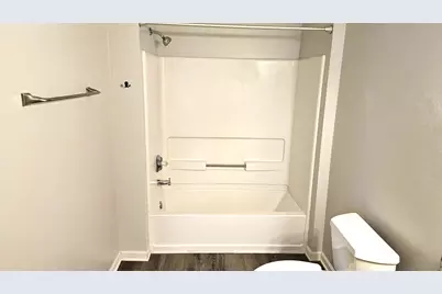 4887  Easy St #11, Delafield, WI 53029 - Photo 11