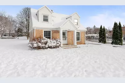 2900 S Root River Pkwy, West Allis, WI 53227 - Photo 3