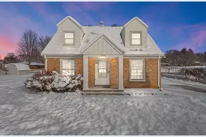 2900 S Root River Pkwy, West Allis, WI 53227 - Photo 1