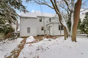 438 Shoreland Dr, Racine, WI 53402 - Photo 23