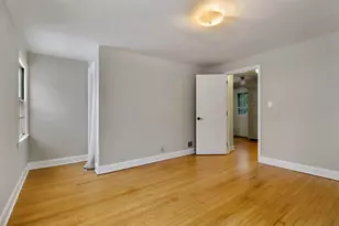 438 Shoreland Dr, Racine, WI 53402 - Photo 15