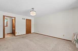 S14W31855 High Meadow Ln, Genesee, WI 53018 - Photo 23