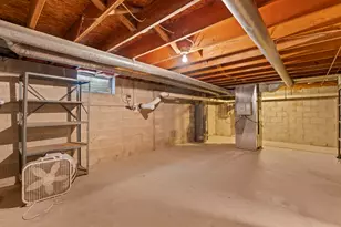 S14W31855 High Meadow Ln, Genesee, WI 53018 - Photo 37