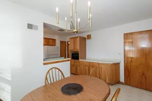 3137 N 81st St, Milwaukee, WI 53222 - Photo 15