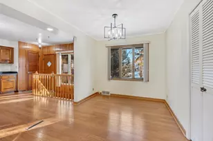 517 Richmond Ave, Sheboygan Falls, WI 53085 - Photo 9