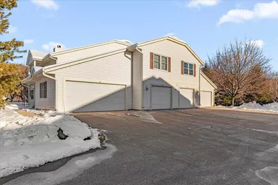 831  Devonshire Ln #D, West Bend, WI 53090 - Photo 15