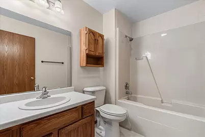 831  Devonshire Ln #D, West Bend, WI 53090 - Photo 13