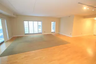 333 Lake Ave, Racine, WI 53403 - Photo 3