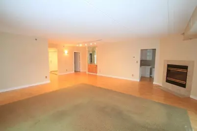 333  Lake Ave #502, Racine, WI 53403 - Photo 5