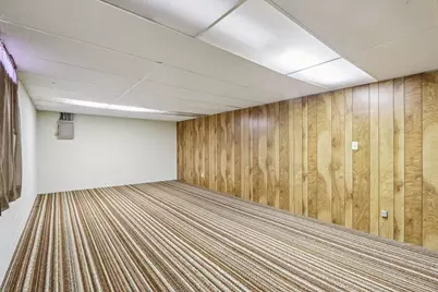 1120  Hemlock Ln, Waukesha, WI 53189 - Photo 15