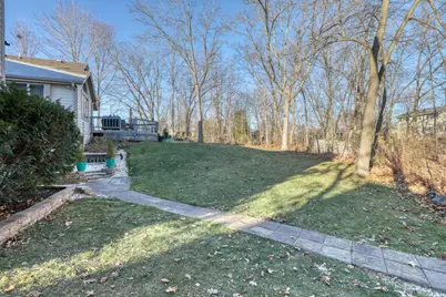 S77W19942  Holly Patch Ct, Muskego, WI 53150 - Photo 17